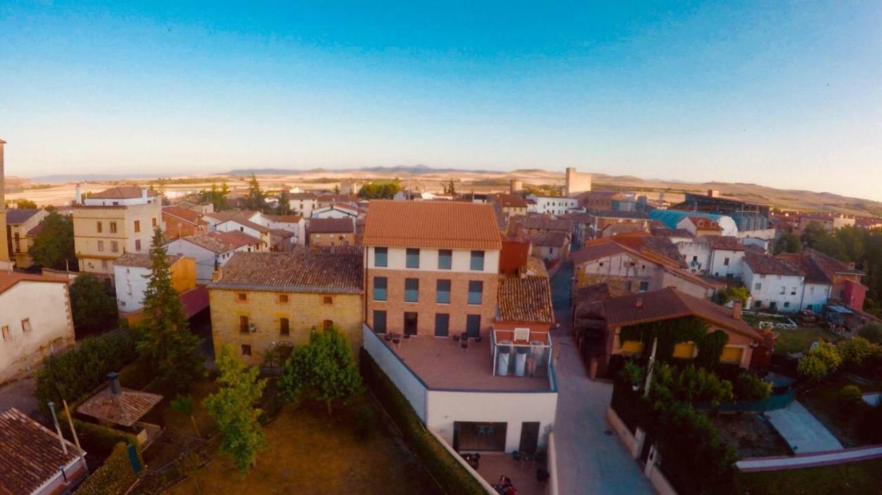 Apartamentos Turisticos Leiva -La Rioja Exterior foto